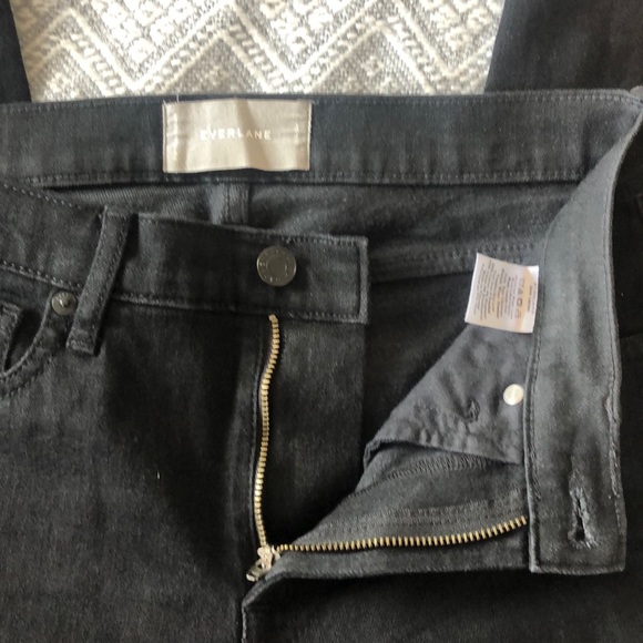 Everlane Mid-Rise Skinny Jean - Picture 8 of 9
